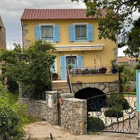 Krk Country house *